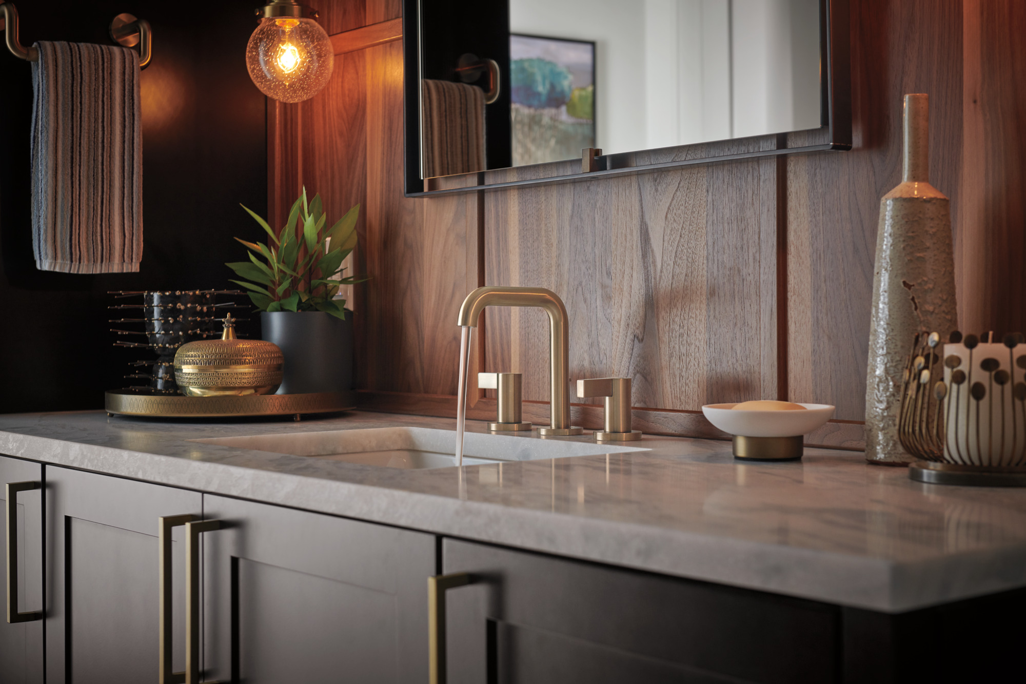 Litze® | Widespread Lavatory Faucet - Less Handles